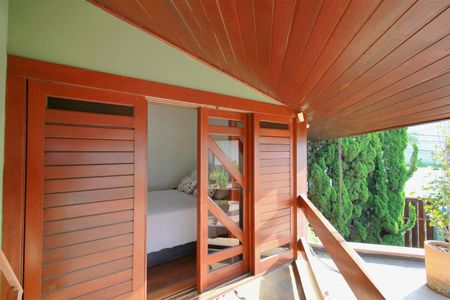 Casa à venda com 650m², 5 quartos e 4 vagasVaranda da Suite 3