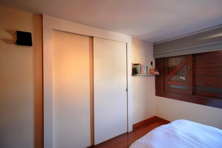 Casa à venda com 650m², 5 quartos e 4 vagasSuite 4