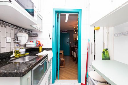 Apartamento à venda com 57m², 2 quartos e sem vaga Apartamento à venda com 57m², 2 quartos e sem vagaCozinha