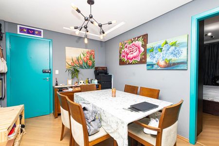 Apartamento à venda com 57m², 2 quartos e sem vaga Apartamento à venda com 57m², 2 quartos e sem vagaSala