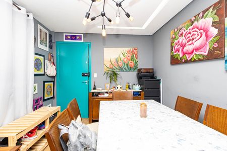 Apartamento à venda com 57m², 2 quartos e sem vaga Apartamento à venda com 57m², 2 quartos e sem vagaSala