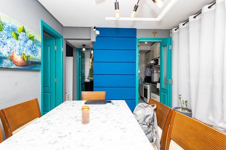 Apartamento à venda com 57m², 2 quartos e sem vaga Apartamento à venda com 57m², 2 quartos e sem vagaSala