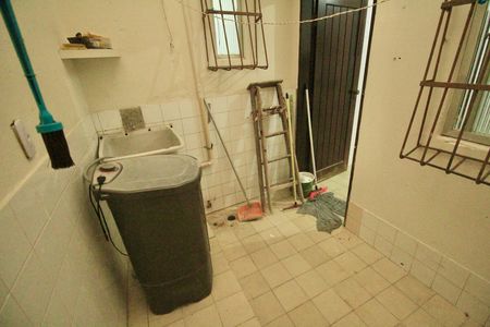 Casa para alugar com 160m², 3 quartos e 2 vagas Casa para alugar com 160m², 3 quartos e 2 vagasCozinha e Área de Serviço