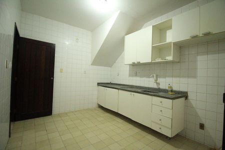Casa para alugar com 160m², 3 quartos e 2 vagas Casa para alugar com 160m², 3 quartos e 2 vagasCozinha