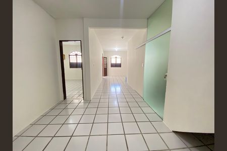 Casa para alugar com 160m², 3 quartos e 2 vagas Casa para alugar com 160m², 3 quartos e 2 vagasSala