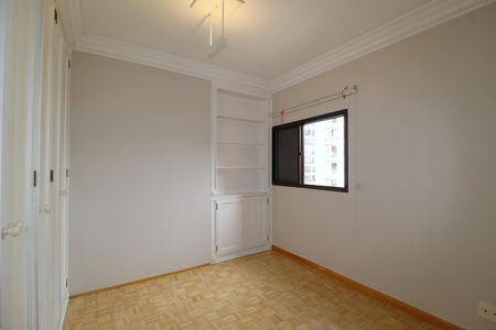 Apartamento à venda com 178m², 3 quartos e 3 vagasQuarto 2 - Suíte