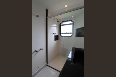 Apartamento à venda com 178m², 3 quartos e 3 vagasBanheiro da Suíte 1