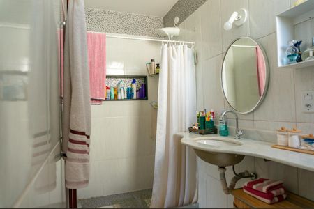 Casa para alugar com 250m², 4 quartos e 2 vagasSuíte 1