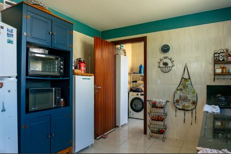 Casa para alugar com 250m², 4 quartos e 2 vagasCozinha