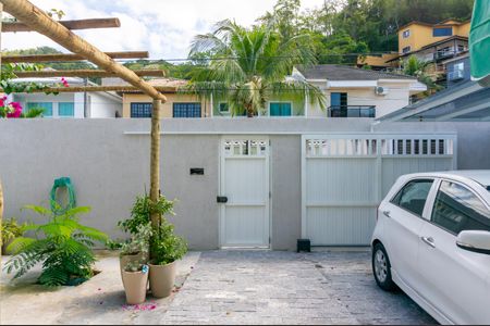 Casa para alugar com 250m², 4 quartos e 2 vagasVaranda e Garagem