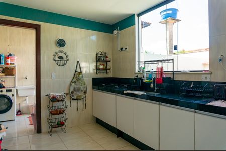 Casa para alugar com 250m², 4 quartos e 2 vagasCozinha