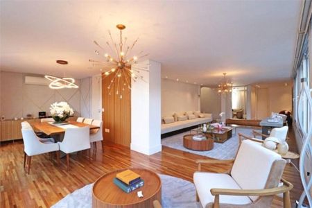 Casa à venda com 358m², 3 quartos e 5 vagas Casa à venda com 358m², 3 quartos e 5 vagasFoto 06