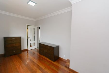 Apartamento à venda com 193m², 3 quartos e 2 vagasSuíte 2