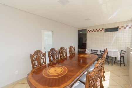 Apartamento à venda com 193m², 3 quartos e 2 vagasCobertura