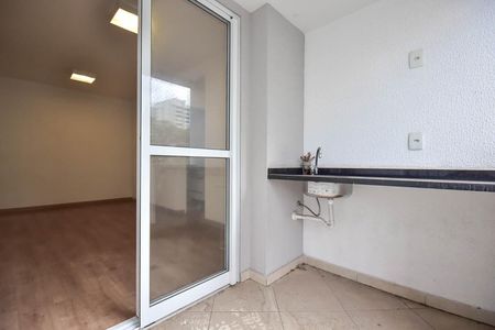 Apartamento para alugar com 55m², 2 quartos e 1 vagaVaranda