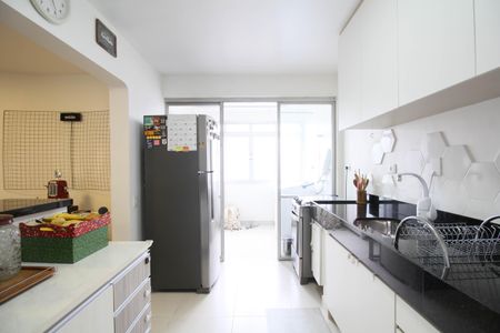 Apartamento para alugar com 103m², 2 quartos e 1 vaga Apartamento para alugar com 103m², 2 quartos e 1 vagaCozinha