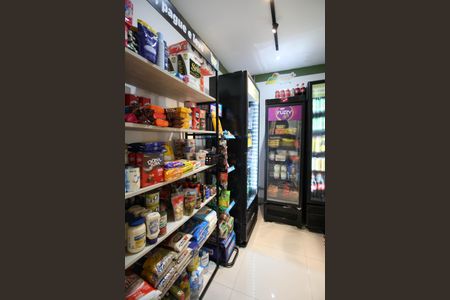 Apartamento para alugar com 103m², 2 quartos e 1 vaga Apartamento para alugar com 103m², 2 quartos e 1 vagaMercado