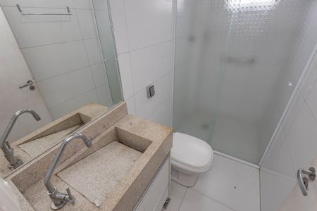 Apartamento para alugar com 65m², 2 quartos e 1 vagaBanheiro