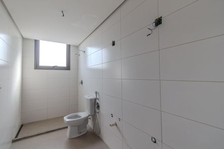 Apartamento à venda com 209m², 3 quartos e 3 vagasBanheiro Suíte 1