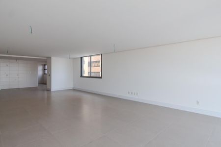 Apartamento à venda com 209m², 3 quartos e 3 vagasSala