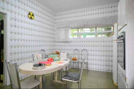 Casa à venda com 527m², 3 quartos e 18 vagasCozinha