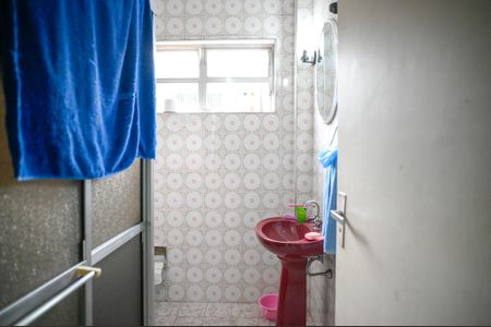 Casa à venda com 527m², 3 quartos e 18 vagasBanheiro Quarto 2 - Suite