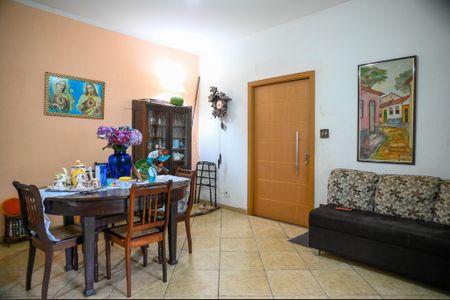 Casa à venda com 527m², 3 quartos e 18 vagasSala