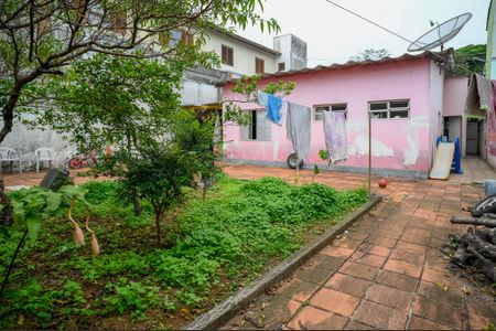 Casa à venda com 527m², 3 quartos e 18 vagasQuintal