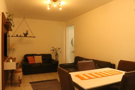 Apartamento à venda com 70m², 2 quartos e sem vagaSala