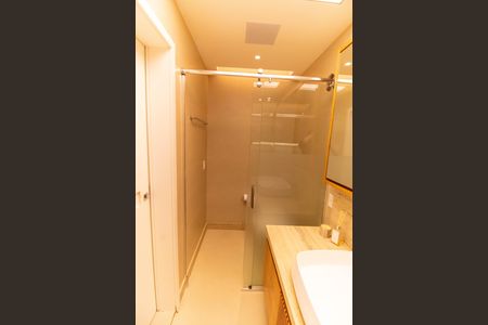 Apartamento à venda com 220m², 3 quartos e 2 vagasBanheiro da Suíte 1