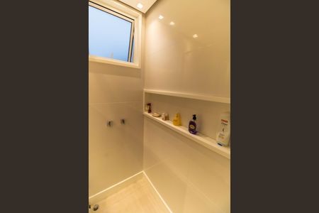 Apartamento à venda com 220m², 3 quartos e 2 vagasBanheiro da Suíte 3