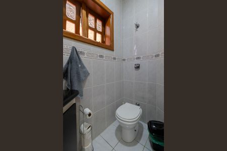 Casa à venda com 165m², 2 quartos e 2 vagasLavabo