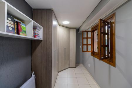 Casa à venda com 165m², 2 quartos e 2 vagasBanheiro da Suíte 1