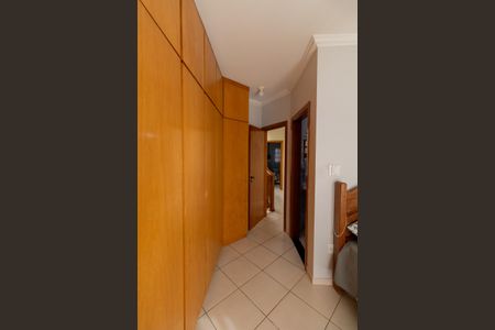 Casa à venda com 165m², 2 quartos e 2 vagasSuíte 2