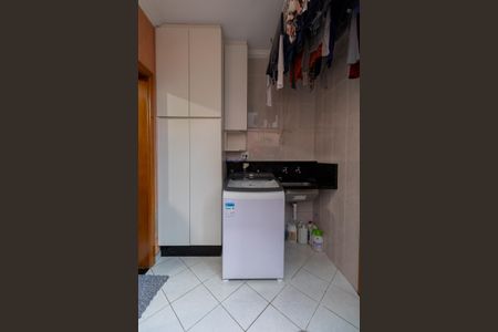 Casa à venda com 165m², 2 quartos e 2 vagasCozinha