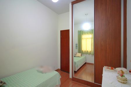 Casa à venda com 431m², 4 quartos e 1 vagaQuarto 1