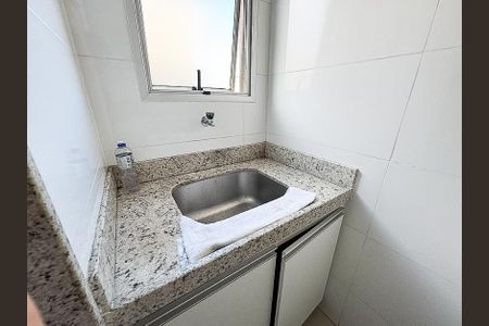 Apartamento à venda com 58m², 3 quartos e 1 vagaÁrea de Serviço