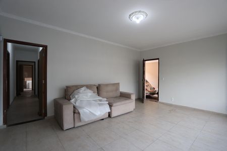 Casa para alugar com 191m², 3 quartos e 14 vagasSala