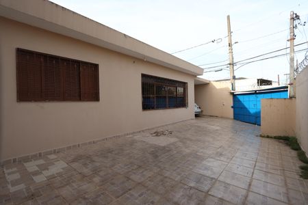 Casa para alugar com 191m², 3 quartos e 14 vagasGaragem