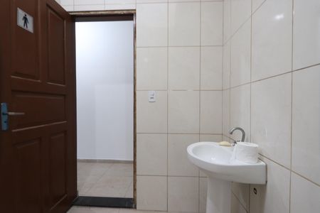 Casa para alugar com 191m², 3 quartos e 14 vagasBanheiro Social