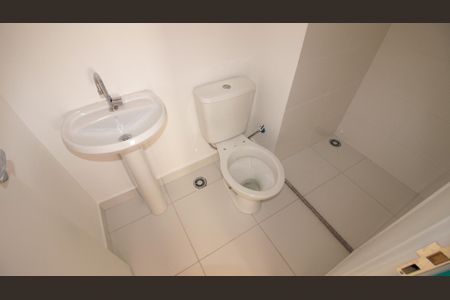 Apartamento para alugar com 32m², 2 quartos e sem vagaBanheiro
