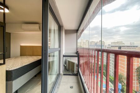 Studio para alugar com 28m², 1 quarto e sem vaga Studio para alugar com 28m², 1 quarto e sem vagavaranda