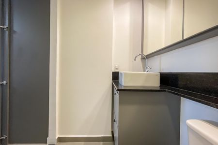 Studio para alugar com 28m², 1 quarto e sem vaga Studio para alugar com 28m², 1 quarto e sem vagaBanheiro