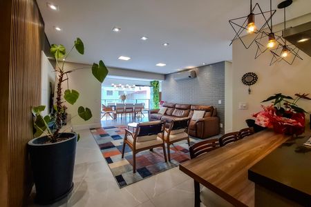 Apartamento à venda com 104m², 2 quartos e 2 vagasSala