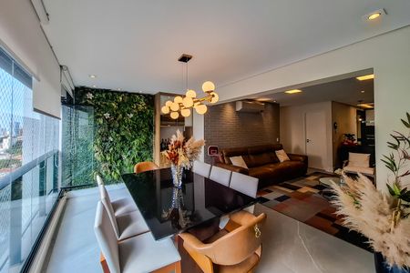 Apartamento à venda com 104m², 2 quartos e 2 vagasSala de Jantar