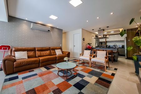 Apartamento à venda com 104m², 2 quartos e 2 vagasSala