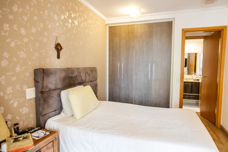 Apartamento à venda com 98m², 2 quartos e 2 vagasSuíte 2