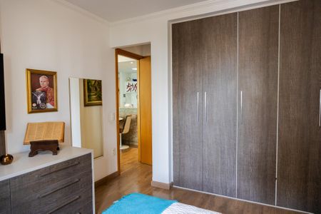 Apartamento à venda com 98m², 2 quartos e 2 vagasSuíte 1