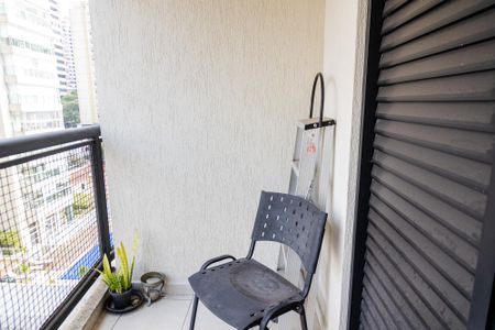 Apartamento à venda com 98m², 2 quartos e 2 vagasVaranda da Suíte 2