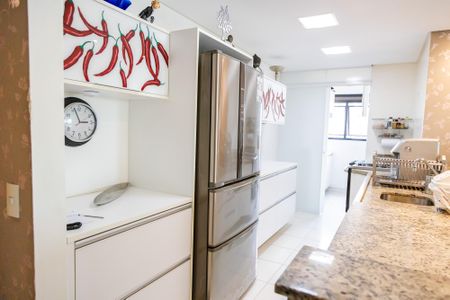 Apartamento à venda com 98m², 2 quartos e 2 vagasCozinha